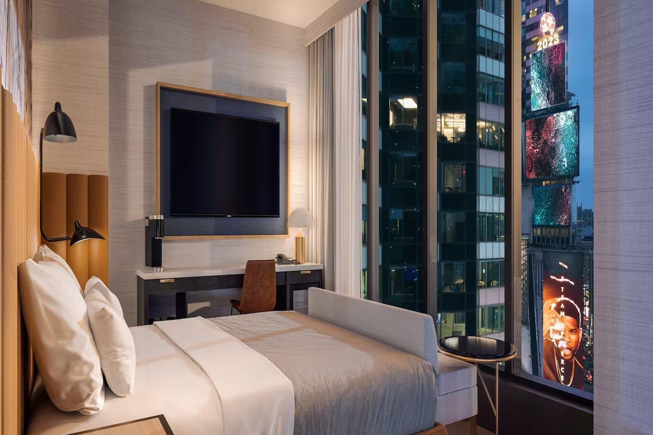 Doubletree Suites By Hilton Nyc - Times Square Νέα Υόρκη Εξωτερικό φωτογραφία
